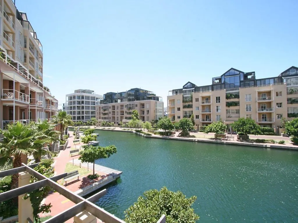 Apartment V An A Waterfront, Harbour Bridge.