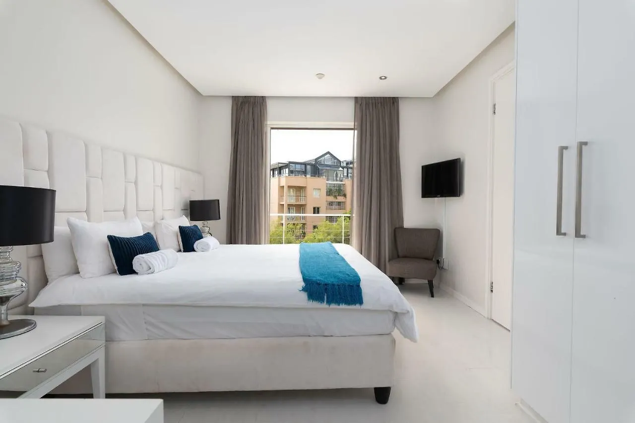 Apartment V An A Waterfront, Harbour Bridge.